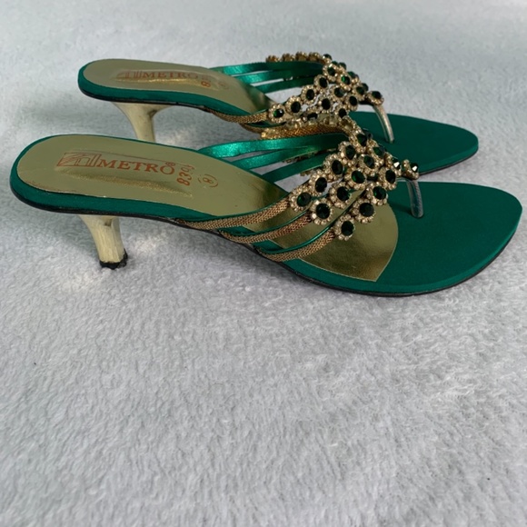Emerald stone kitten heels - Picture 3 of 4